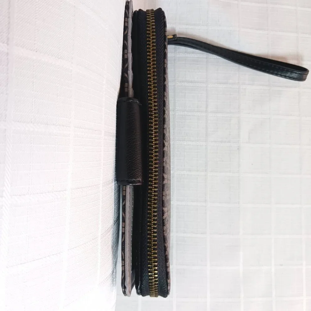 New Fossil Madison Zip Clutch Wallet Wristlet Brown/Black NWOT - Picture 4 of 10